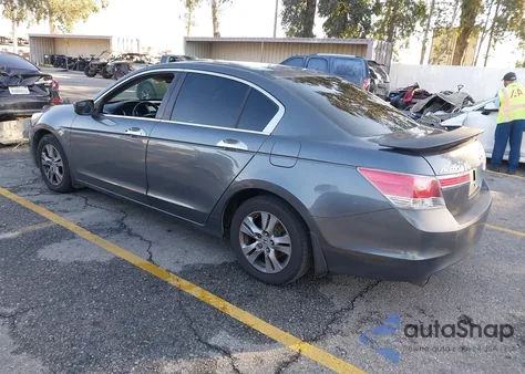 2011 Honda Accord 3.5 Ex-L z USA, uszkodzony, nr VIN 1HGCP3F88BA015318